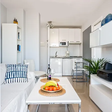 Susana Beach Apartment In Malaga By Solaga Holiday Homes Extérieur photo